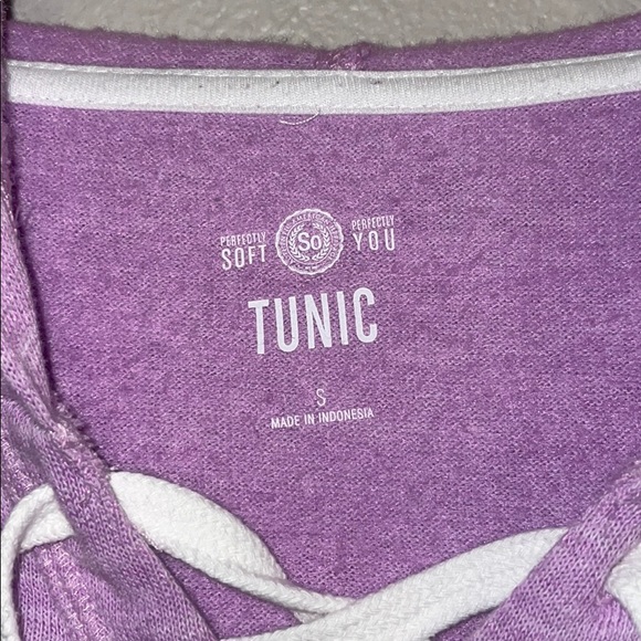 Juniors So Tunic Hoodie - Picture 2 of 4